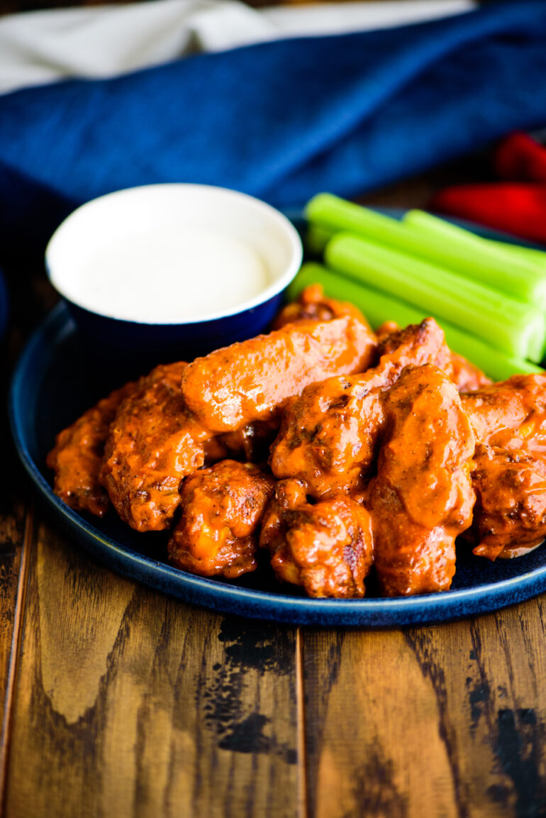 platter of buffalo hot wings