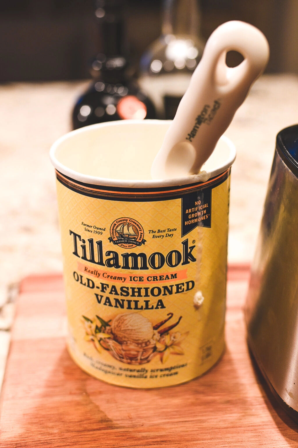 Tillamook Old Fashioned Vanilla Ice Cream for Biscoff & Cream Boozy Milkshake