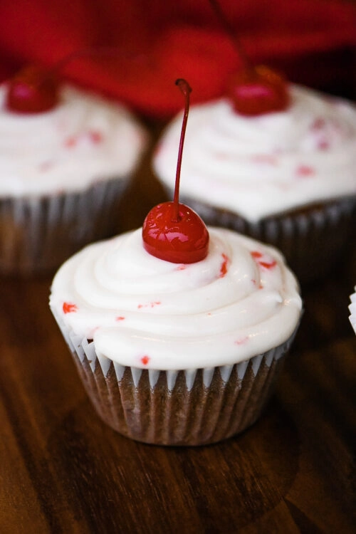 Cherry Lemonade Cupcakes