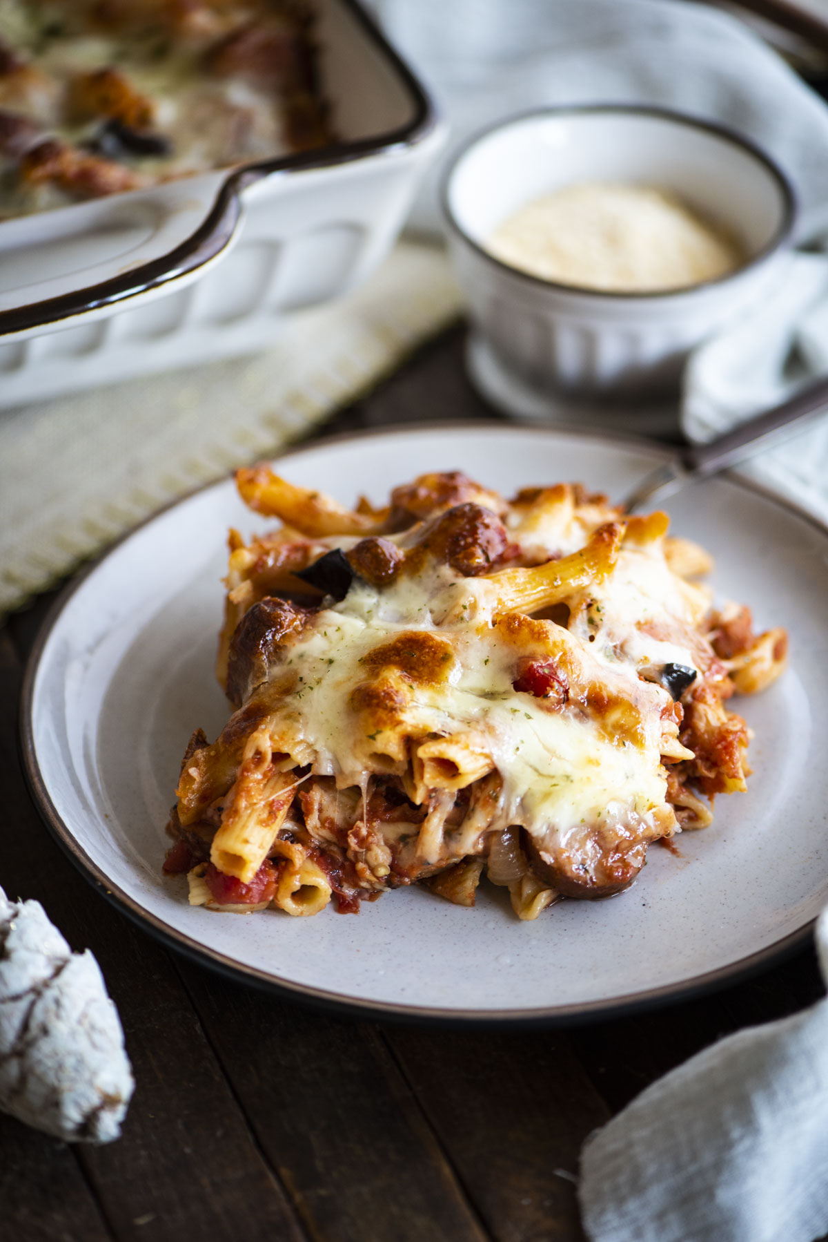 Single serving of baked ziti on plate