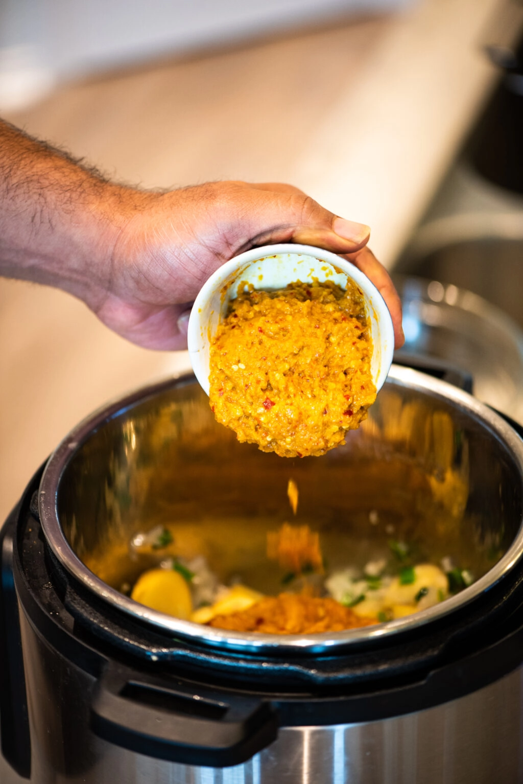 adding curry paste to instant pot