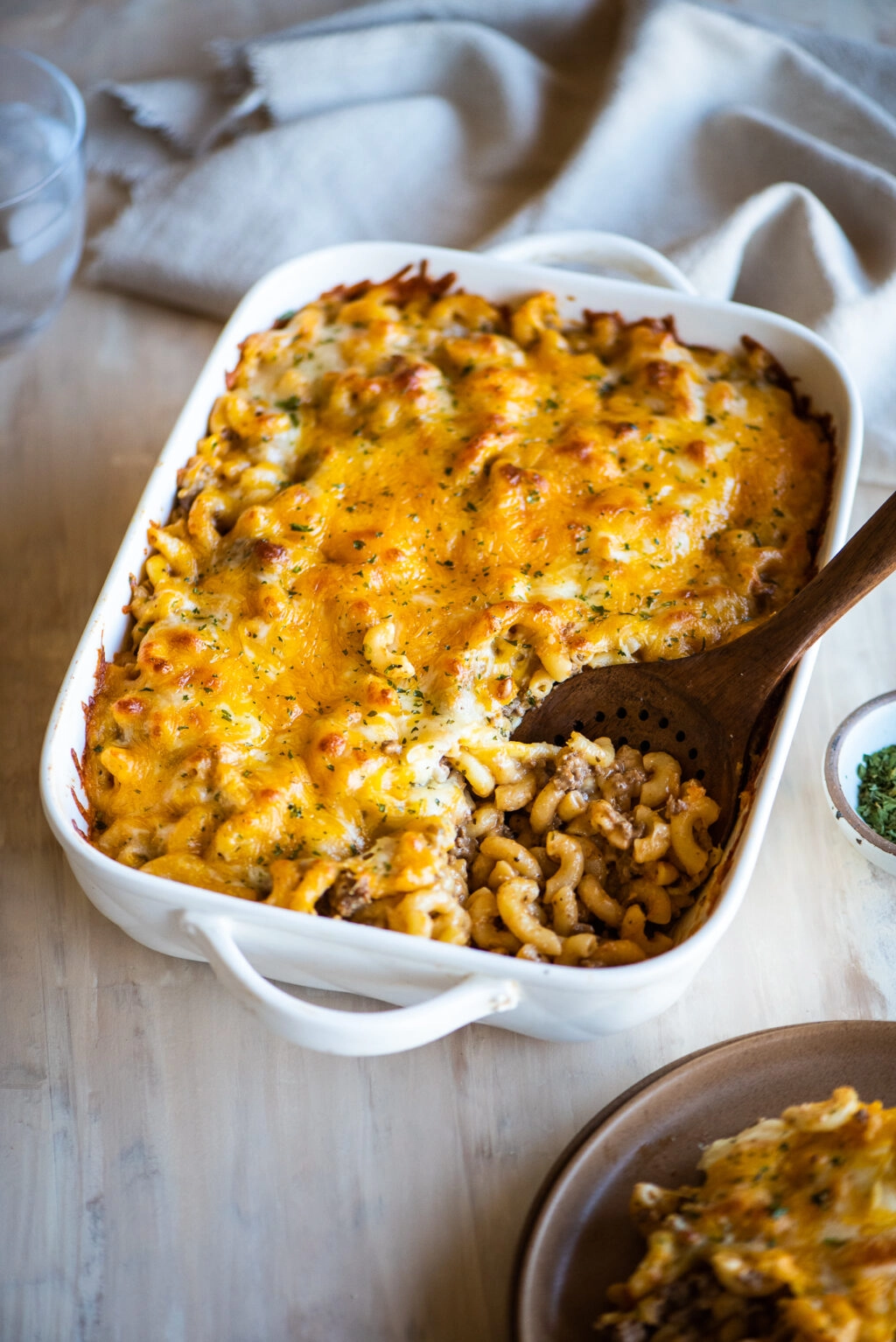 serving cheeseburger casserole