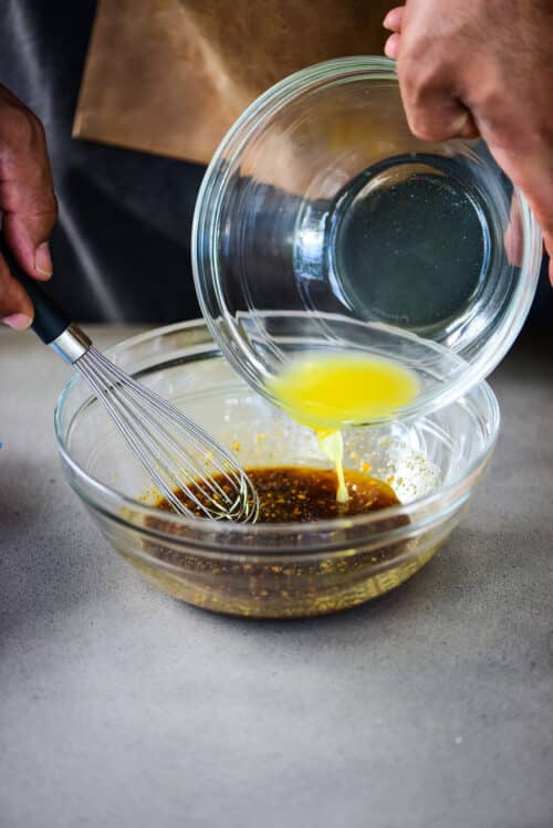 making homemade teriyaki sauce