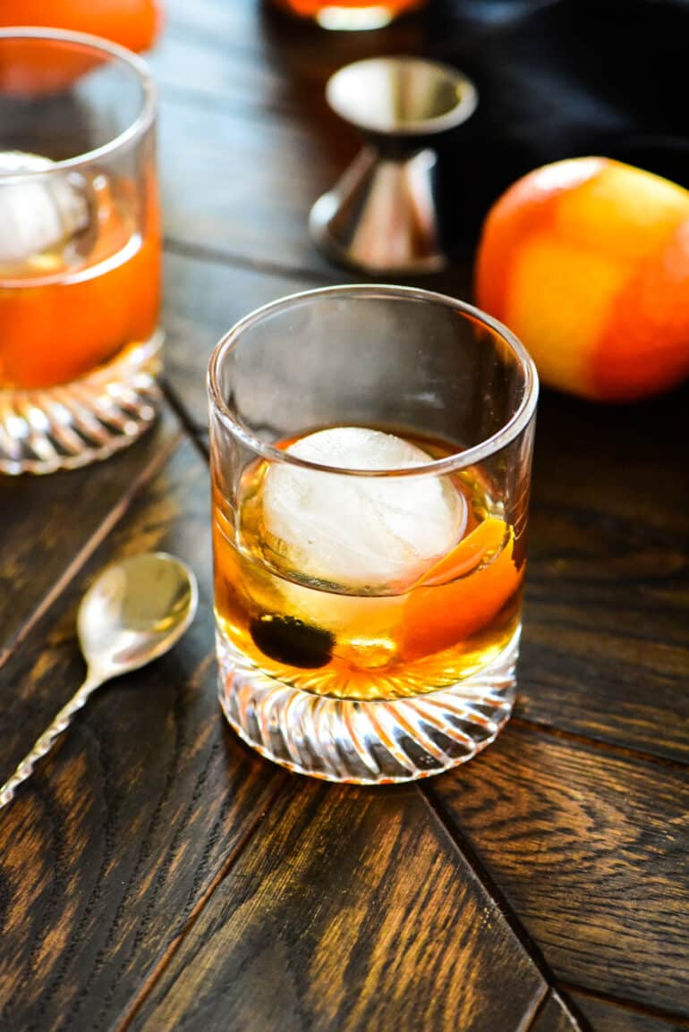old fashioned cocktail
