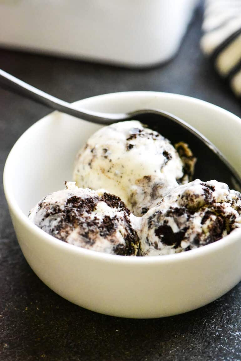 a single bowl with three scoops of no churn oreo ice cream