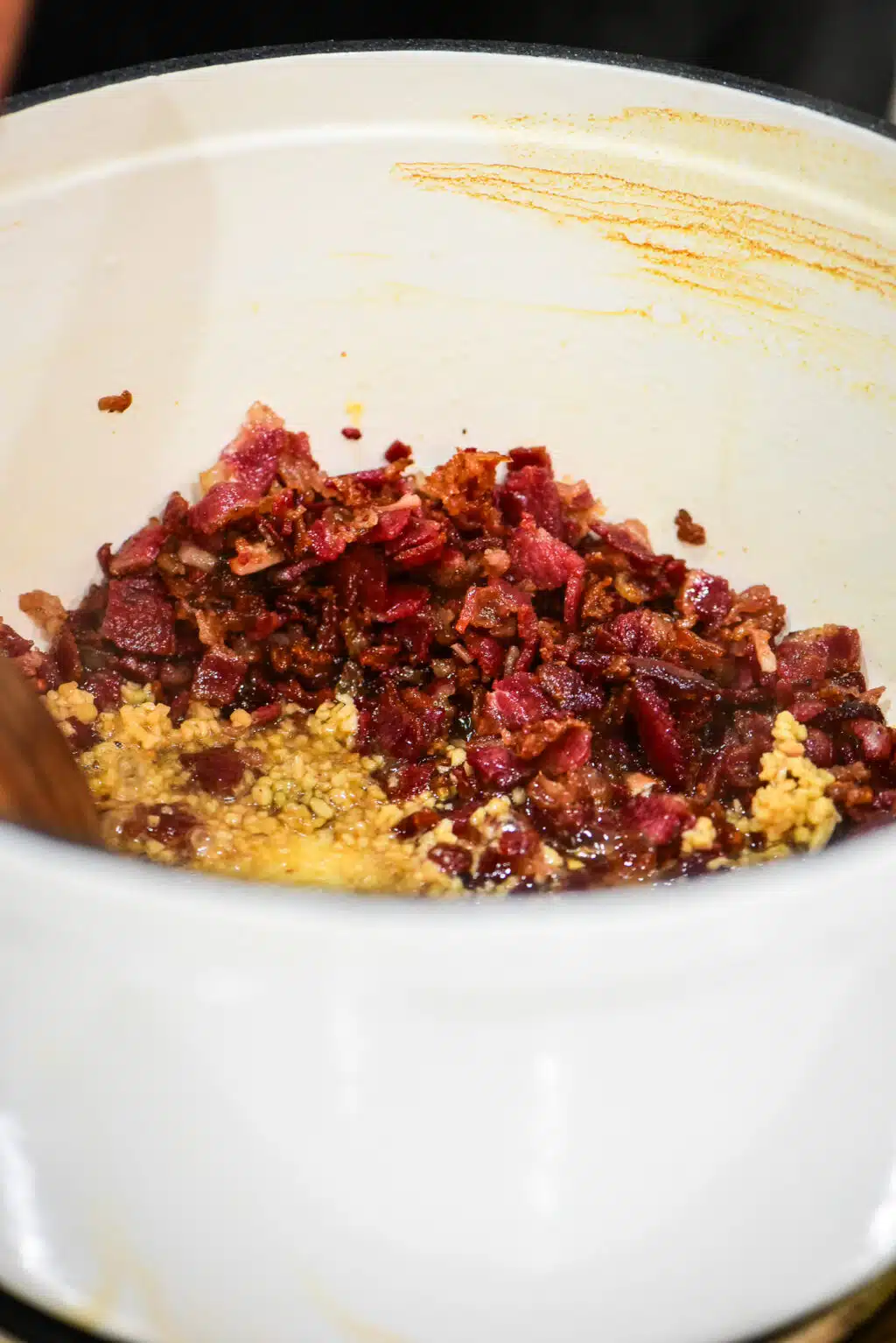 cooking bacon with garlic