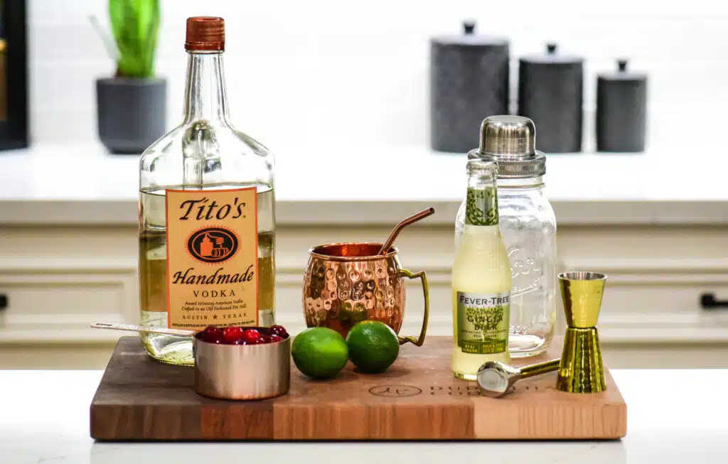 ingredients needed to make a cranberry moscow mule